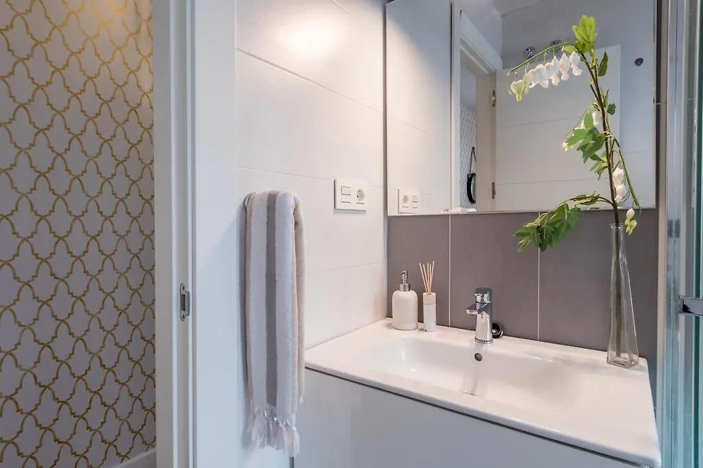 Apartamento En Plaza Fortuny Hotel Granada